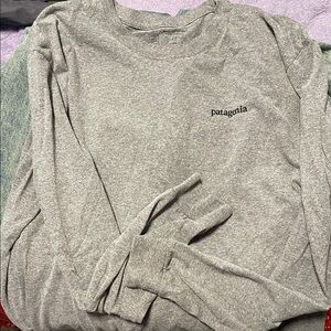 Patagonia Heather Gray Long Sleeve Crew Tee